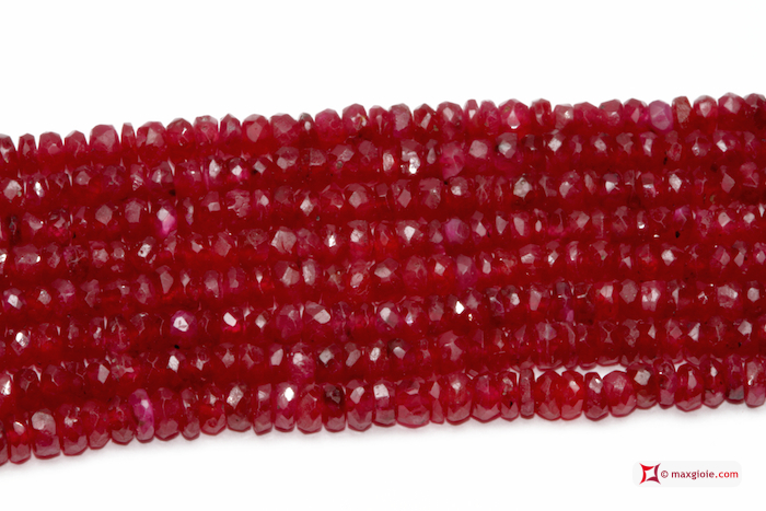 Macrofotografia - Macro Photography MAXGIOIE - Collana Rubini rondelle faccettate 4 fili 3-3½mm 192.5kt