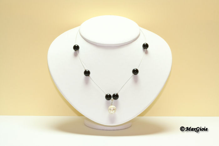 MAXGIOIE - Collana agata madreperla acciaio pallini 10mm in Argento
