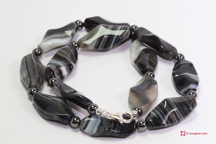 Vista Ulteriore - Additional View MAXGIOIE - Collana Agata nera striata ed Ematite in Argento