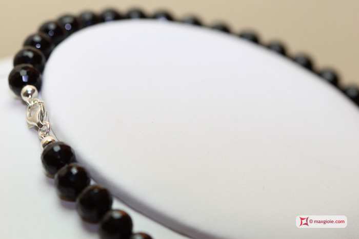 MAXGIOIE - Collana Agata nera faccettata pallini 8mm in Argento