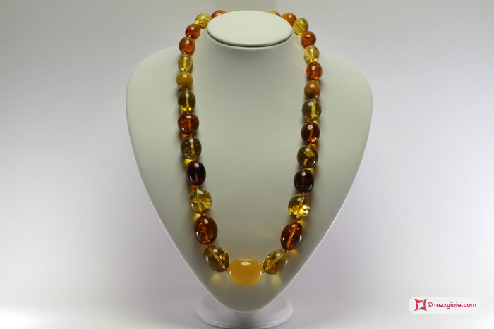 MAXGIOIE - Collana Ambra TOP multicolor graduata oliva 13x16-25x32mm in Oro 18K