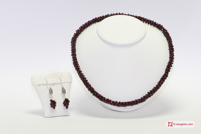 MAXGIOIE - Collana e Orecchini Granato tessiti 4-5mm in Argento