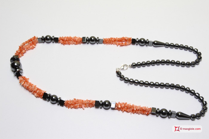 MAXGIOIE - Collana di ematite e corallo misu in Argento
