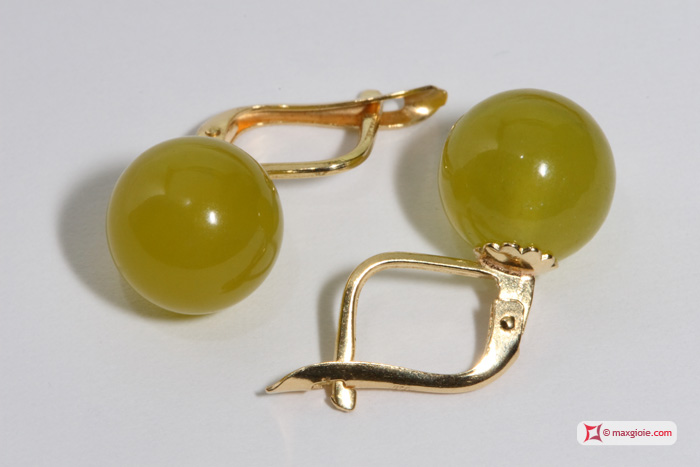 MAXGIOIE - Orecchini Giada Coreana 10mm in Oro 18K mp