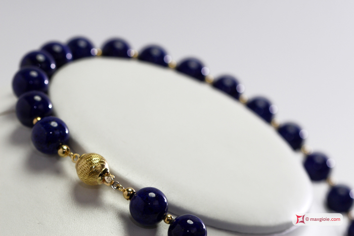 MAXGIOIE - Collana Lapislazzuli Extra 12mm in Oro 18K con pallini 3mm Oro