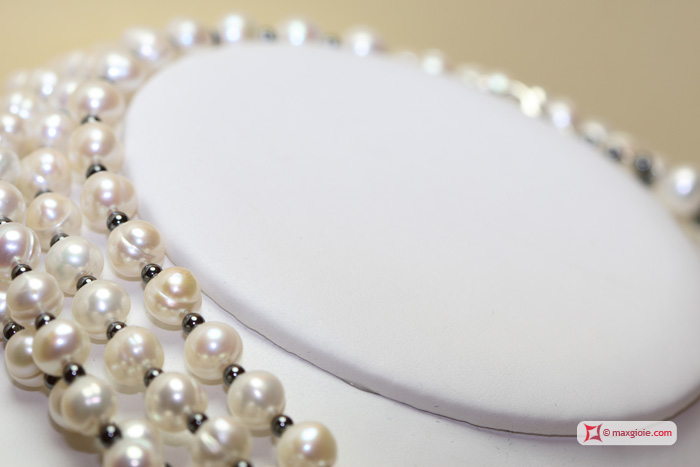 Dettaglio - Details MAXGIOIE - Collana Perle patata ed Ematite L. 2 metri in Argento