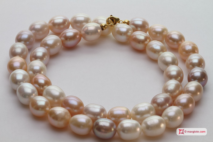 MAXGIOIE - Collana Perle Biwa multicolor TOP 11-12mm in Oro 18K