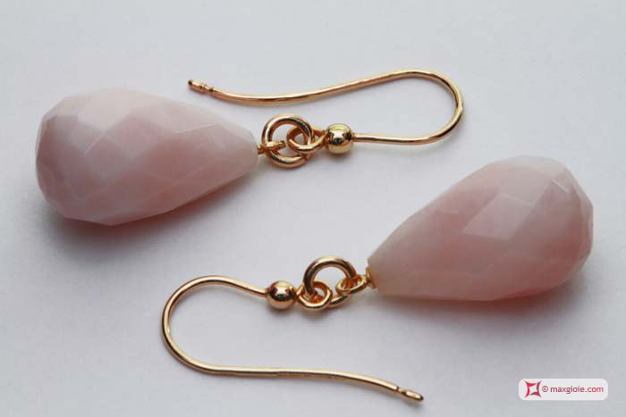 Dettaglio - Details MAXGIOIE - Orecchini Opale rosa Extra 10x17mm faccettato in Oro 18K
