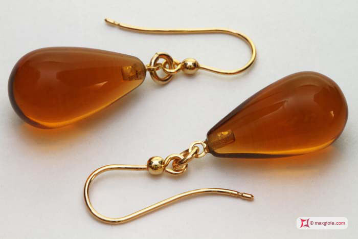 MAXGIOIE - Orecchini Corniola Extra 10x17mm in Oro 18K