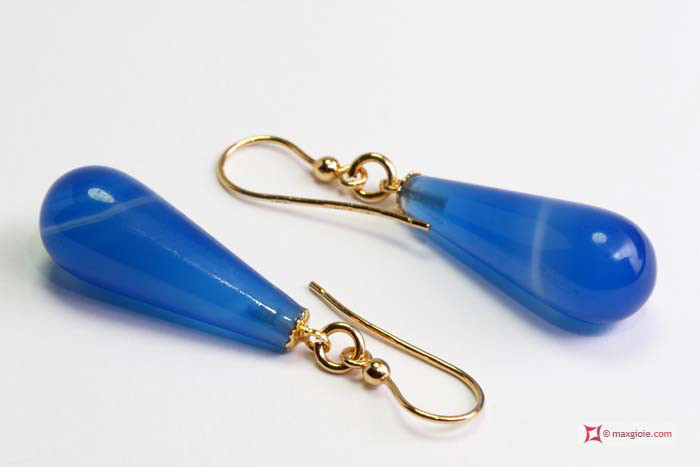 Dettaglio - Details MAXGIOIE - Orecchini Agata blu 9x23mm in Oro 18K
