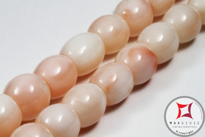 MAXGIOIE - Collana Corallo bianco rosato Extra barilotti graduati 6-10mm in Oro 18K
