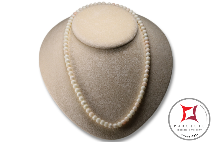 MAXGIOIE - Collana Corallo bianco Extra 7mm in Oro 18K id2019