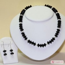 Collana e Orecchini Agata nera cono in Argento