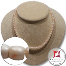 Collana Corallo bianco rosato Extra barilotti graduati 5-7mm in Oro 18K