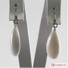 Orecchini Corallo bianco Extra mandorla 13x26mm in Oro 18K