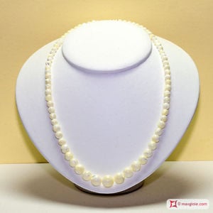 Mother of Pearl Necklace 5-12mm graduated in Silver